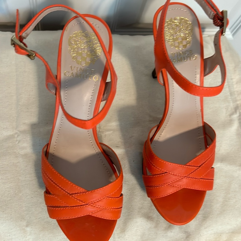 Vince Camuto heels. New condition.